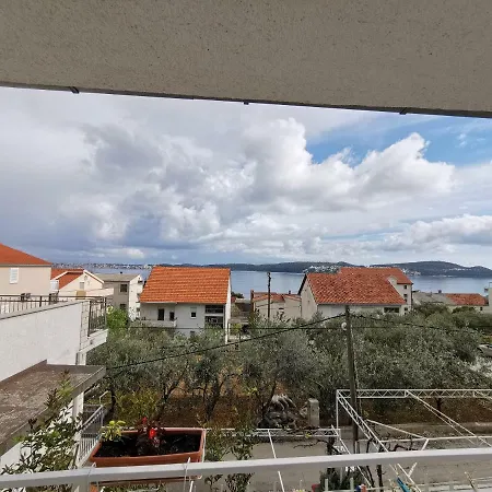 Apartments Sevo Trogir Exterior photo
